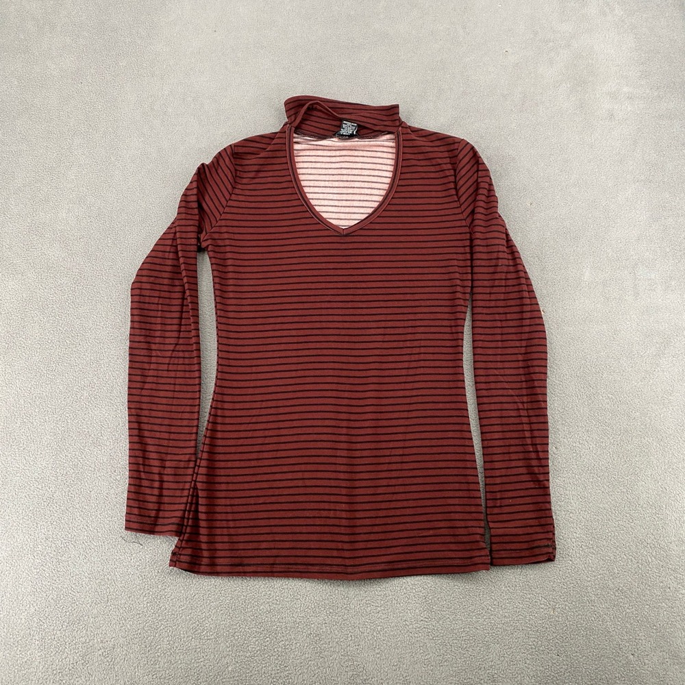 Rue21 Womens XS Burgundy Black Striped Cutout V-Neck Mock Neck Top Y2K Long Sle